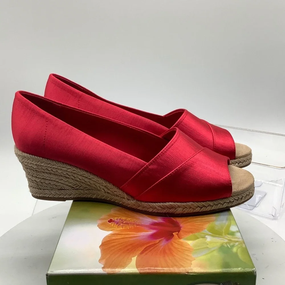 Easy Street Red Fabric Peep Toe‎ Espadrille Wedge Sandals Womens 8.5W 8 1/2 W